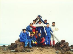 1991年度 新人強化 羊蹄山 三角点.jpg